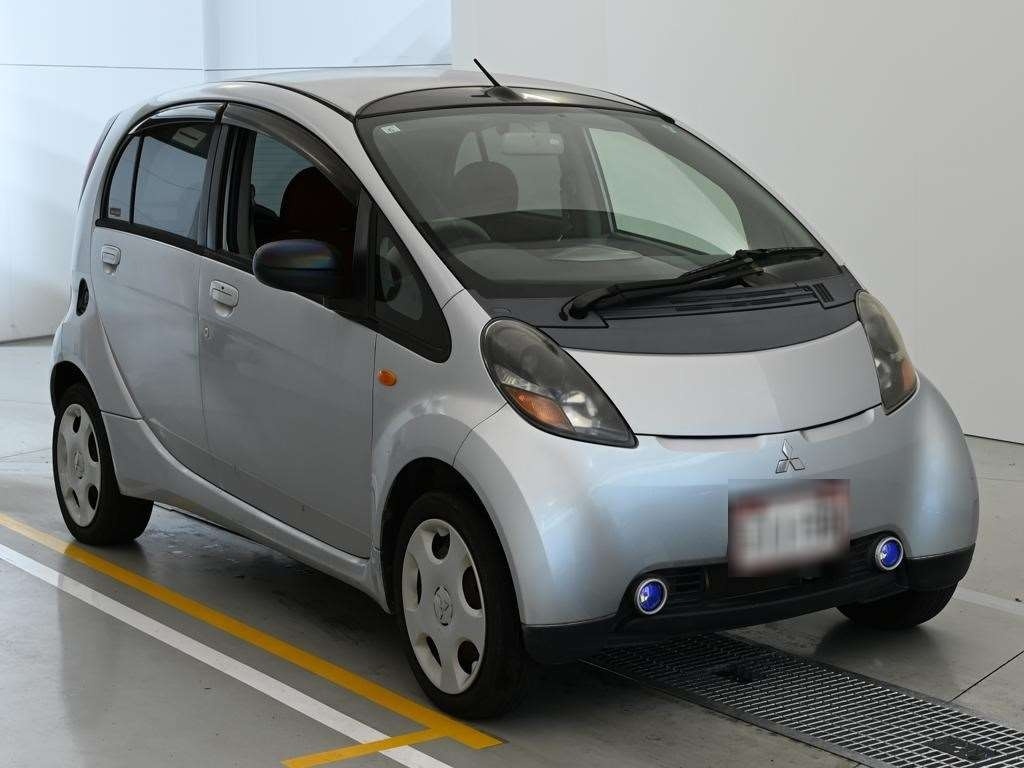 MITSUBISHI I