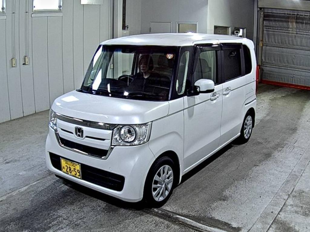 HONDA N-BOX