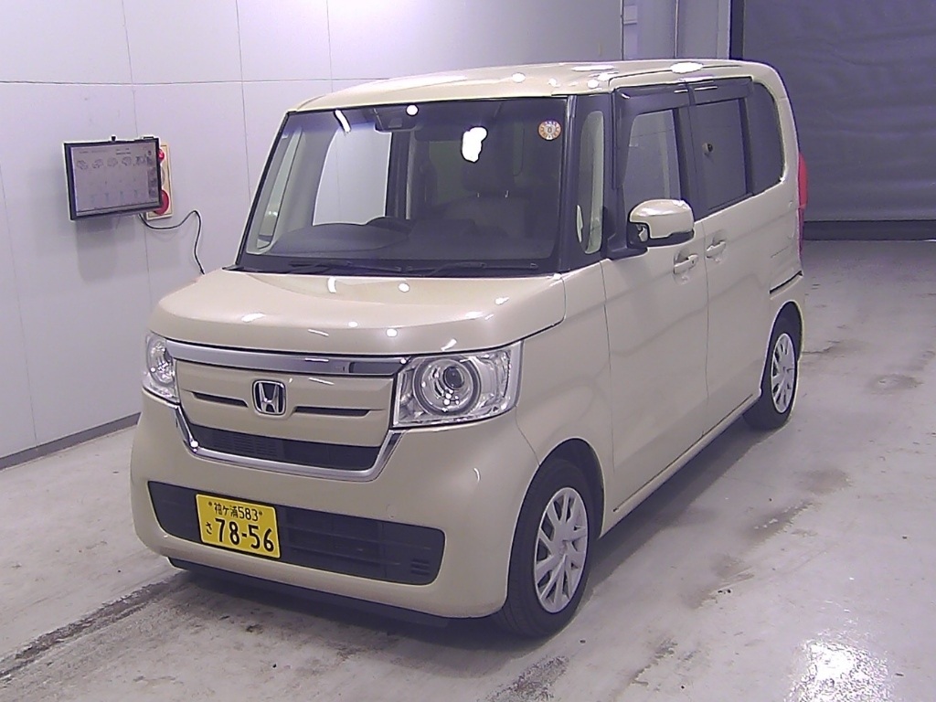 HONDA N-BOX