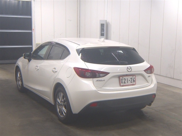 MAZDA AXELA