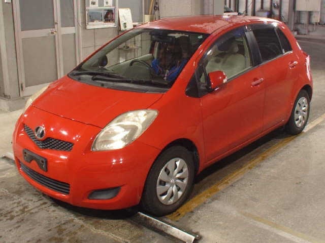 TOYOTA VITZ