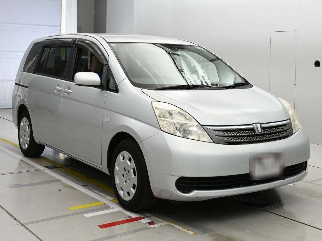 TOYOTA ISIS