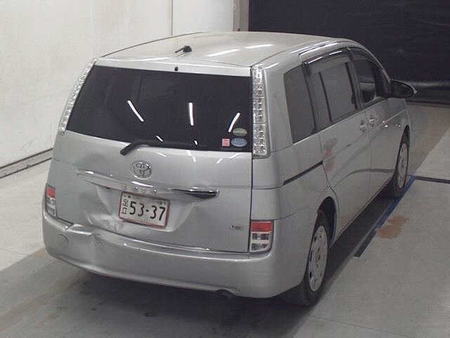 TOYOTA ISIS