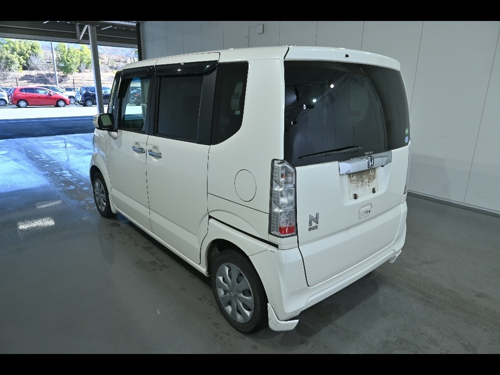 HONDA N-BOX