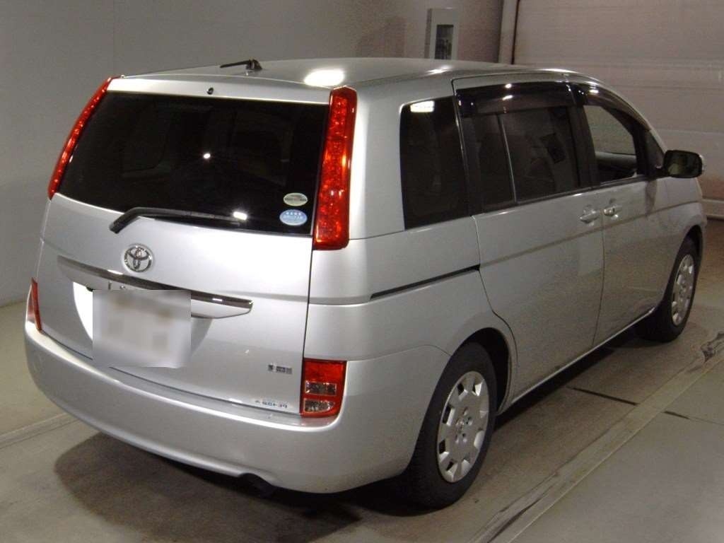 TOYOTA ISIS