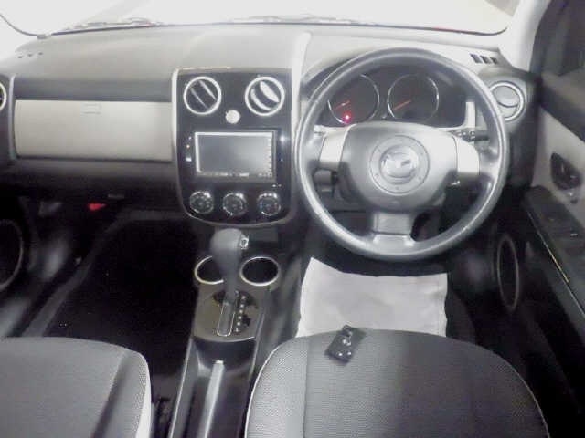 MAZDA VERISA