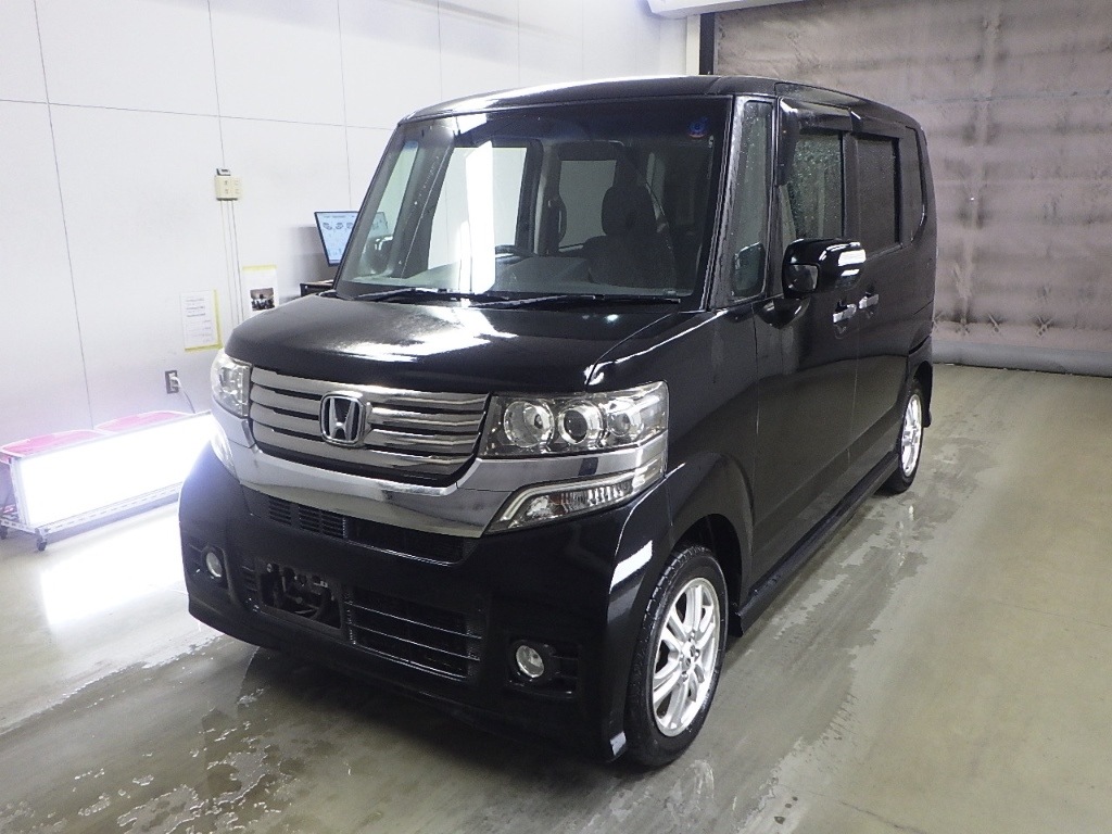 HONDA N-BOX