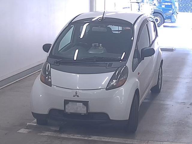 MITSUBISHI I