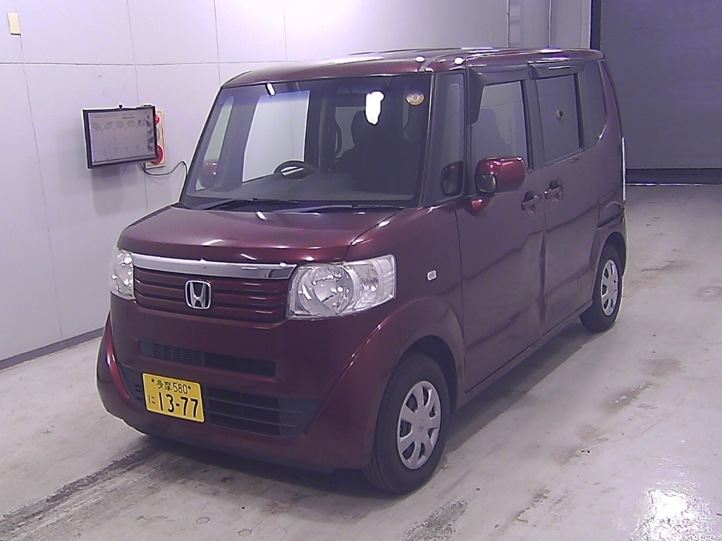 HONDA N-BOX