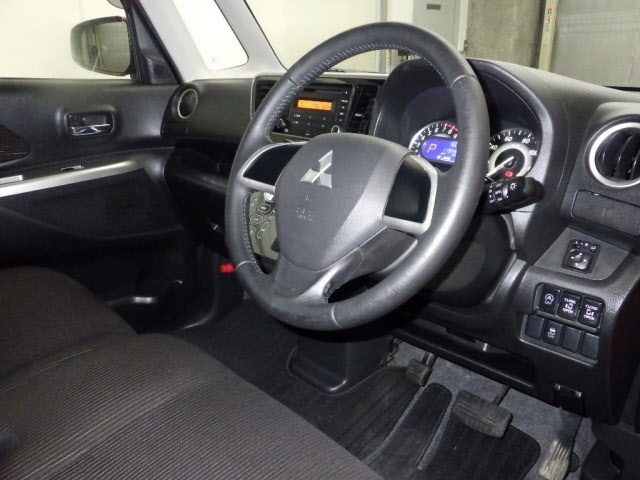 MITSUBISHI EK SPACE