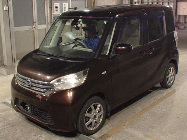 NISSAN DAYZ ROOX