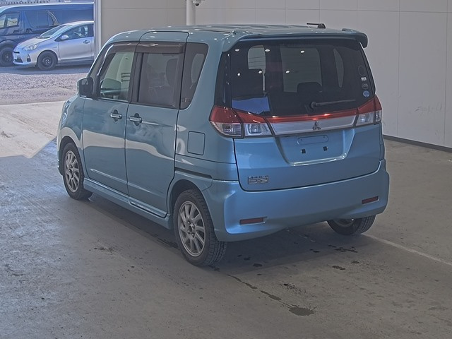 MITSUBISHI DELICA D:2