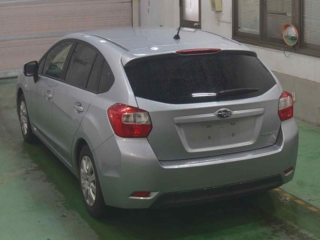SUBARU IMPREZA