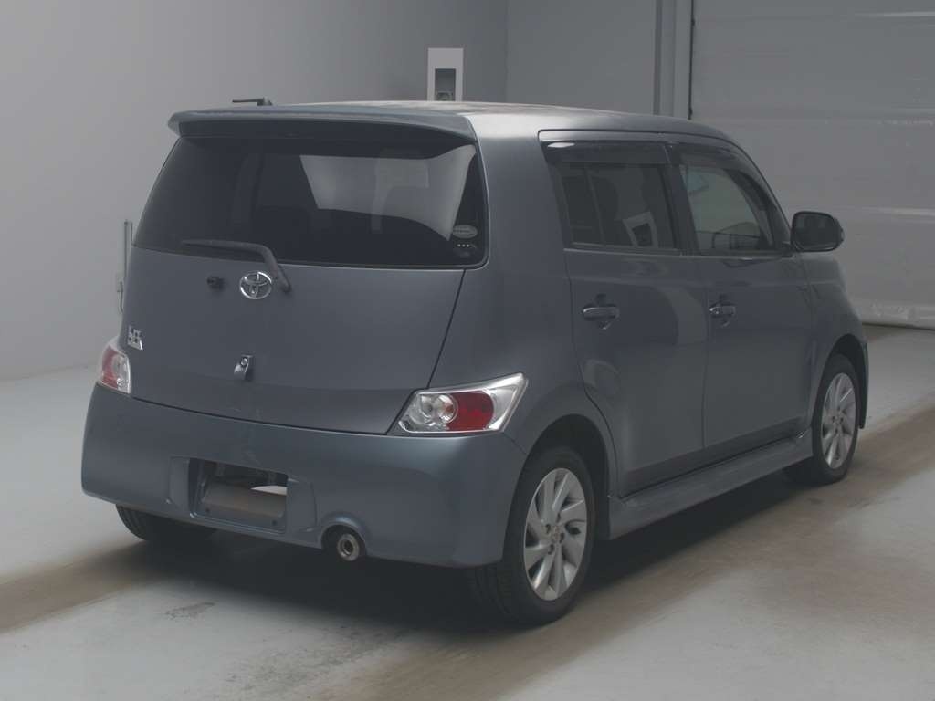TOYOTA BB