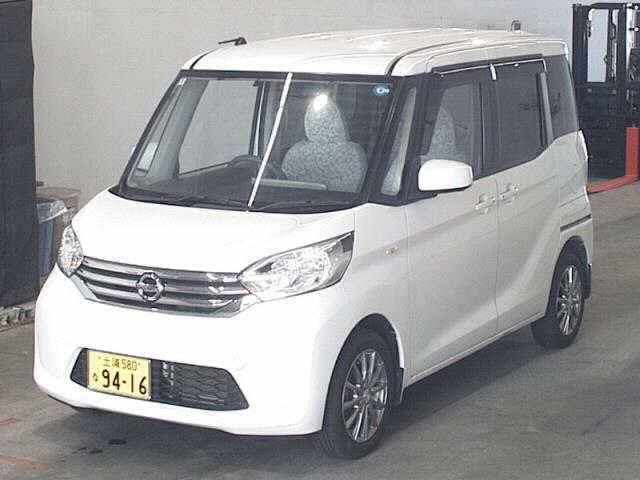 NISSAN DAYZ ROOX