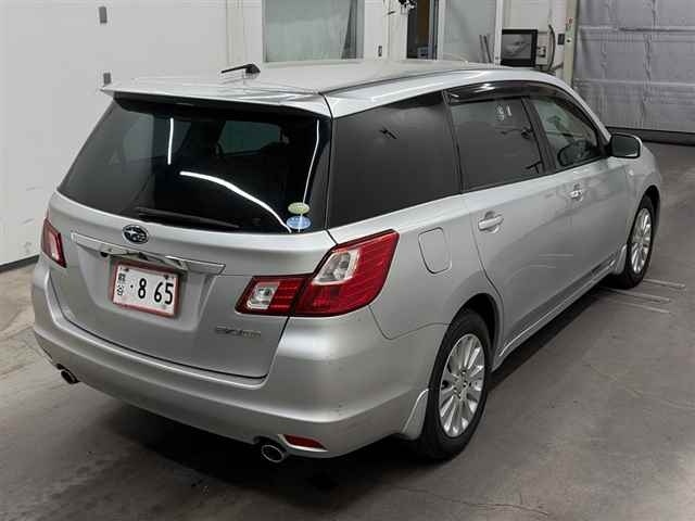 SUBARU EXIGA
