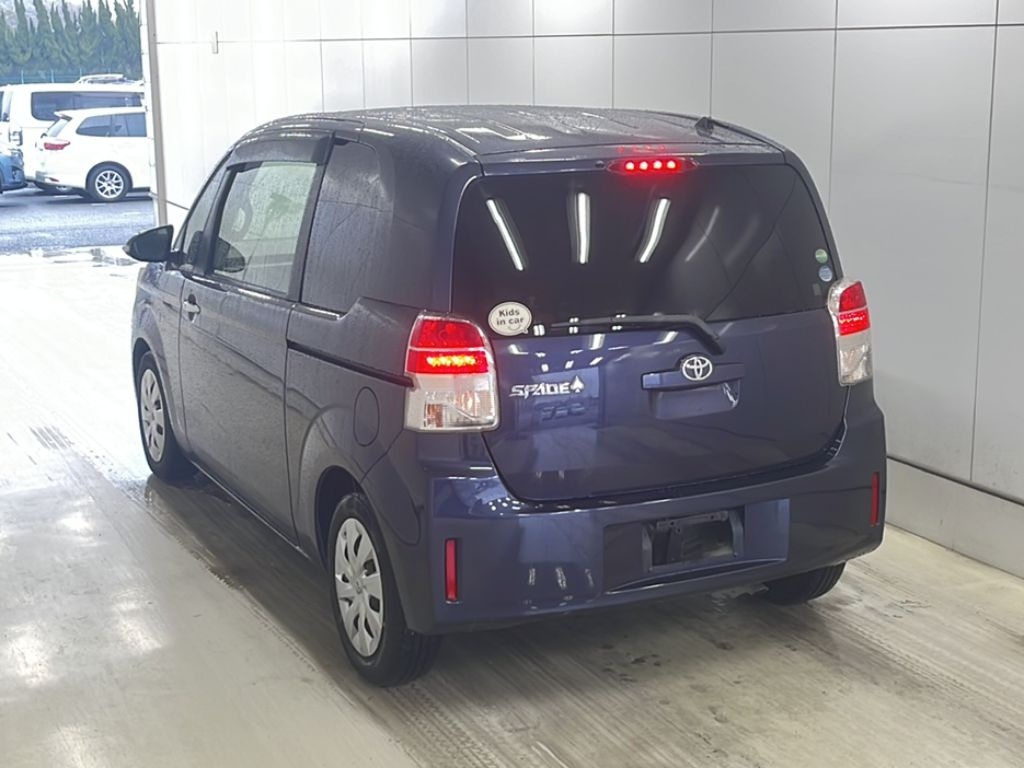 TOYOTA SPADE