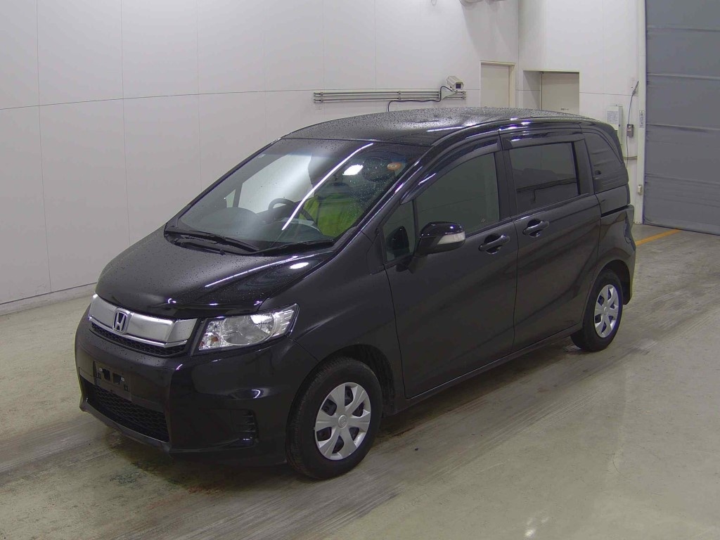HONDA FREED SPIKE