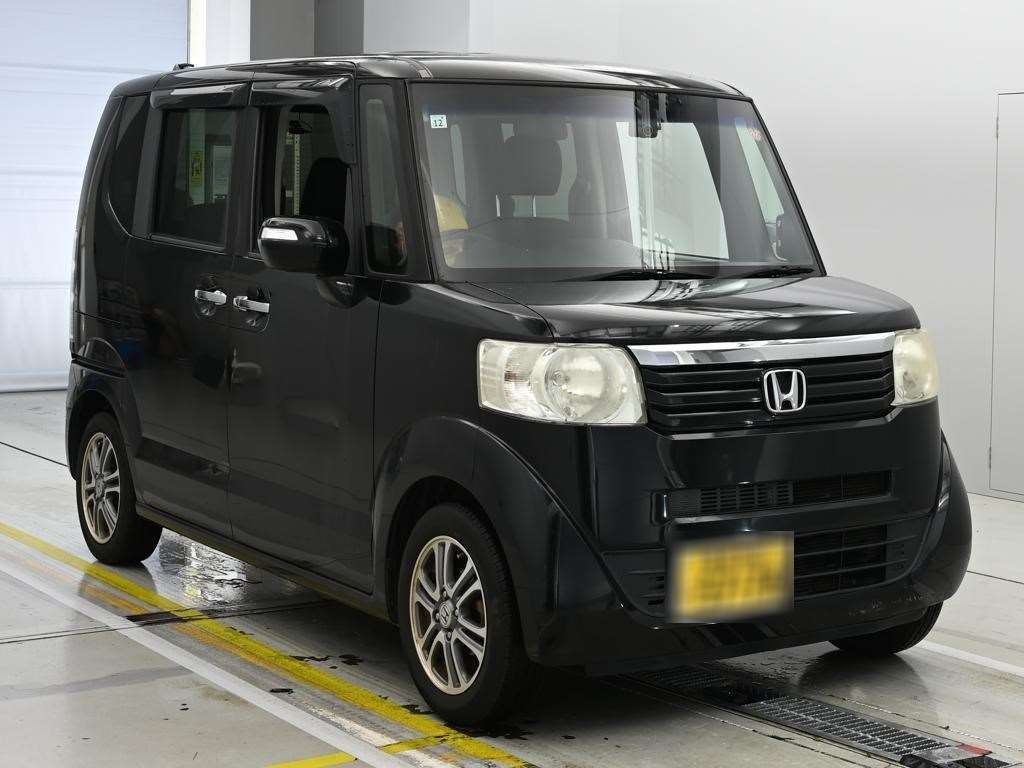 HONDA N-BOX