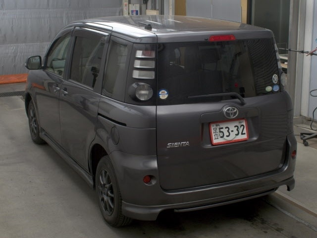 TOYOTA SIENTA