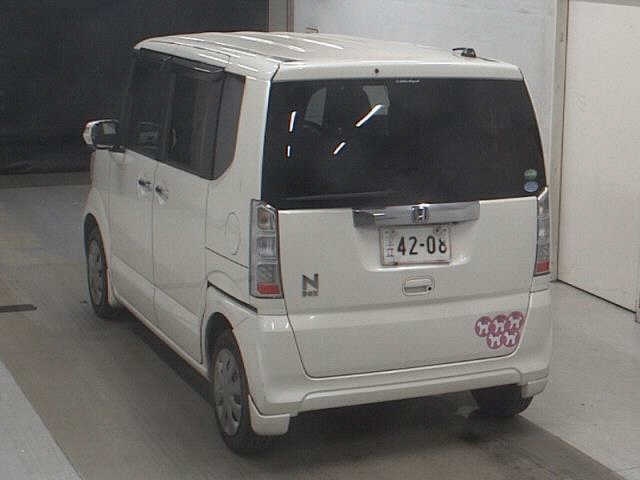 HONDA N-BOX