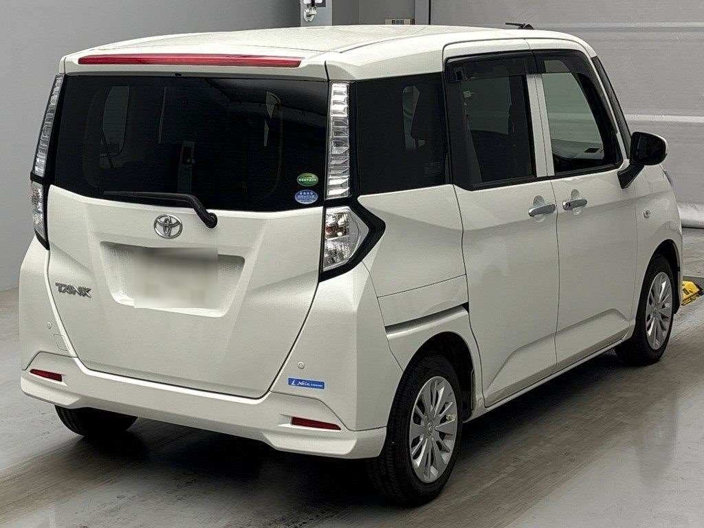 TOYOTA TANK