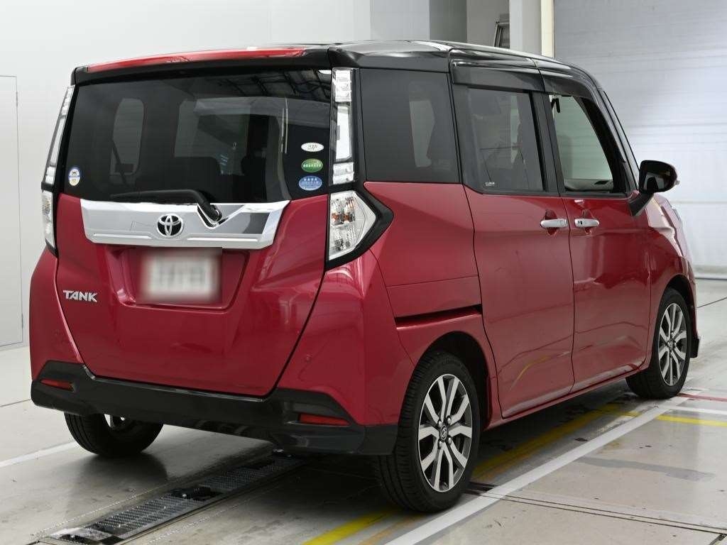 TOYOTA TANK