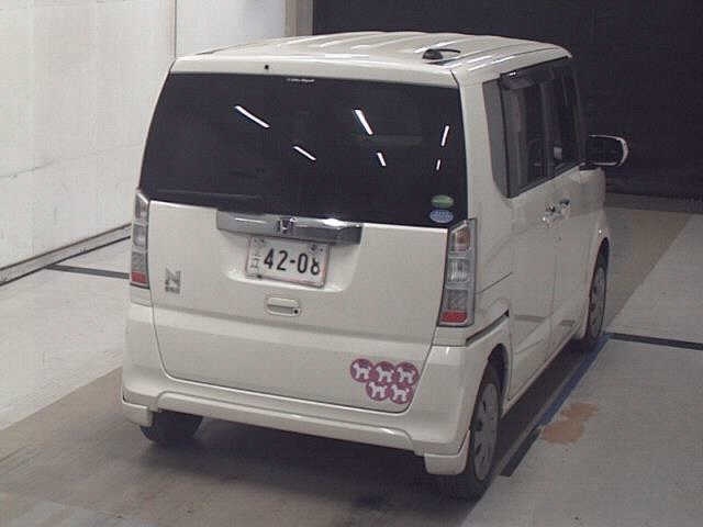 HONDA N-BOX