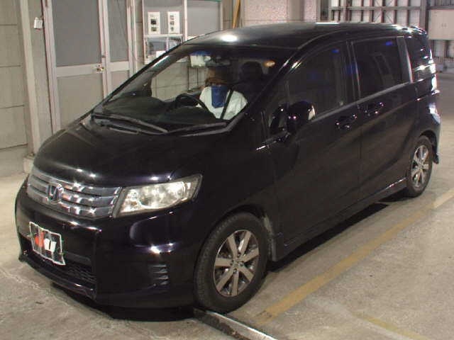 HONDA FREED SPIKE