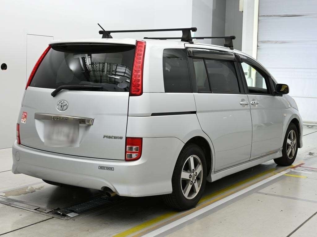 TOYOTA ISIS