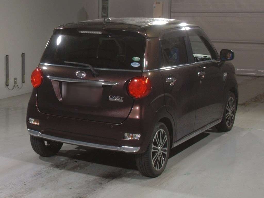 DAIHATSU CAST