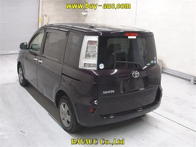 TOYOTA SIENTA