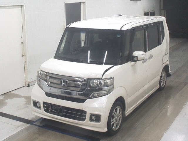 HONDA N-BOX