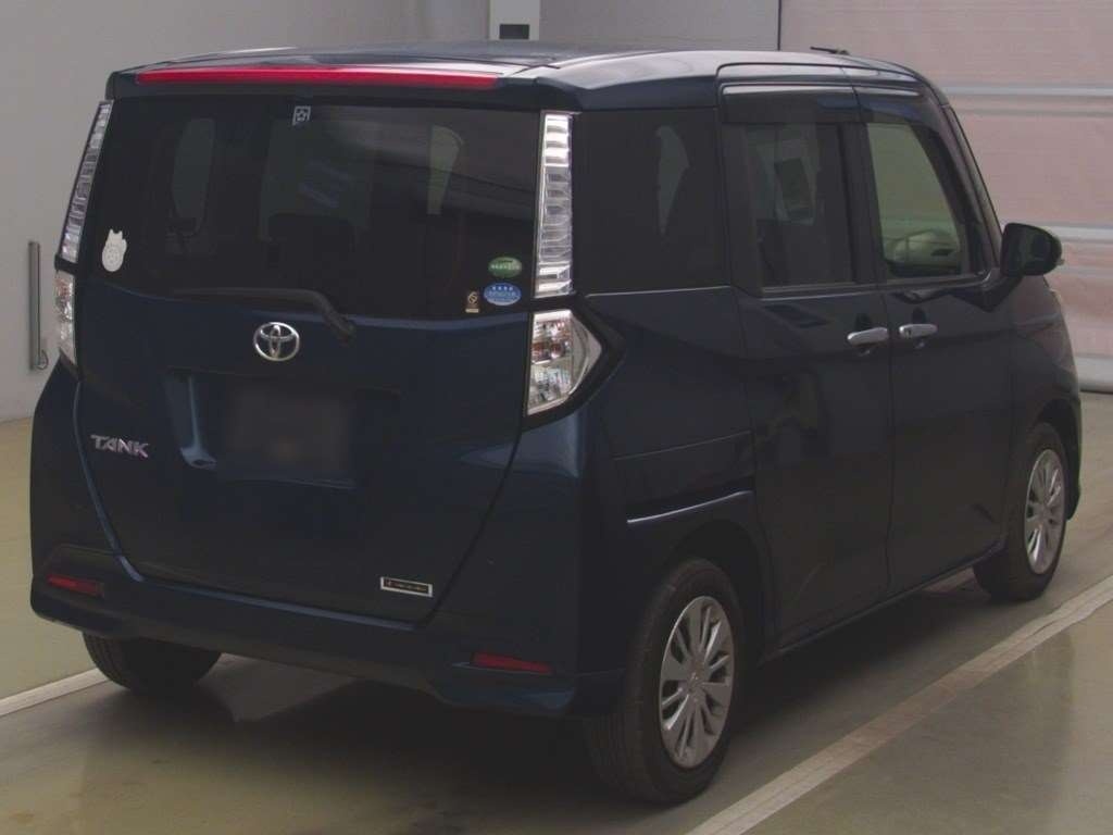 TOYOTA TANK