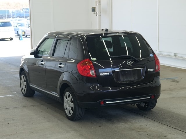 MAZDA VERISA