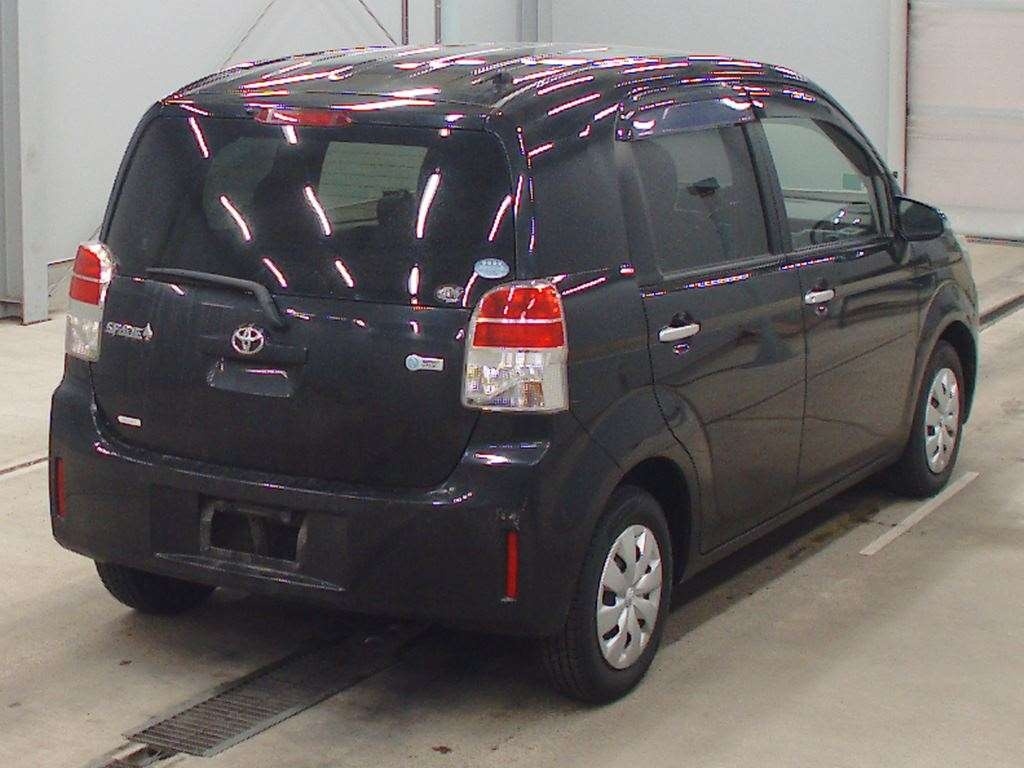 TOYOTA SPADE