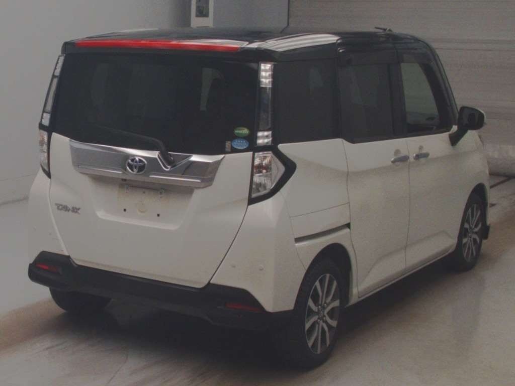TOYOTA TANK
