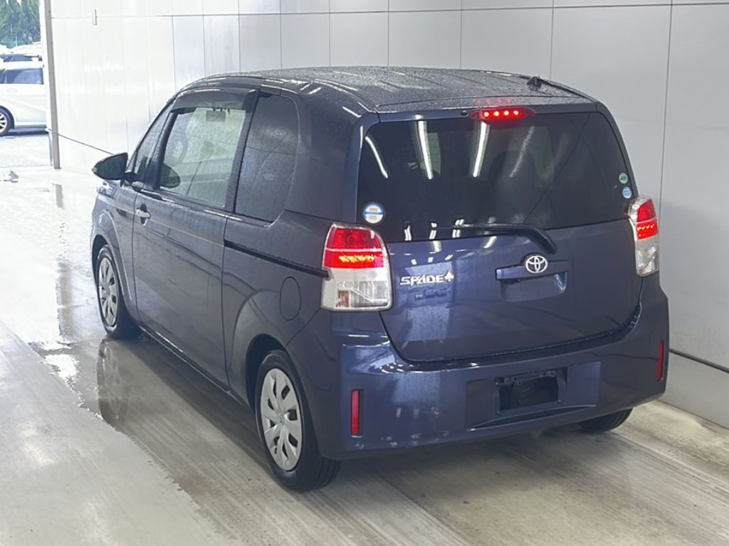 TOYOTA SPADE