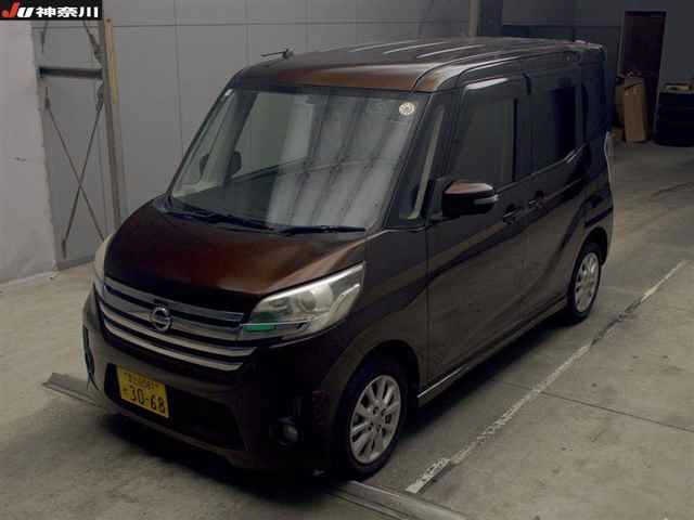 NISSAN DAYZ ROOX