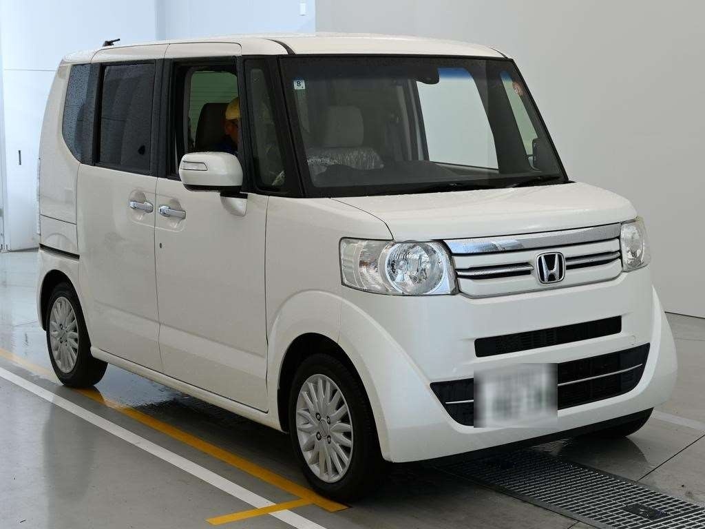 HONDA N-BOX