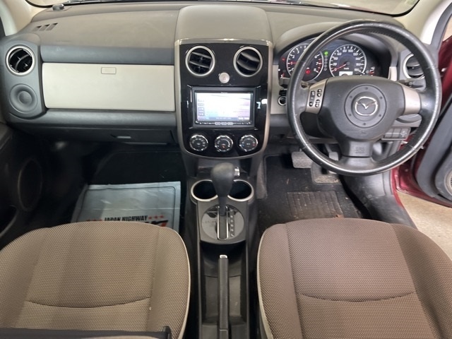 MAZDA VERISA