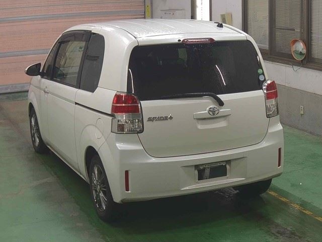TOYOTA SPADE