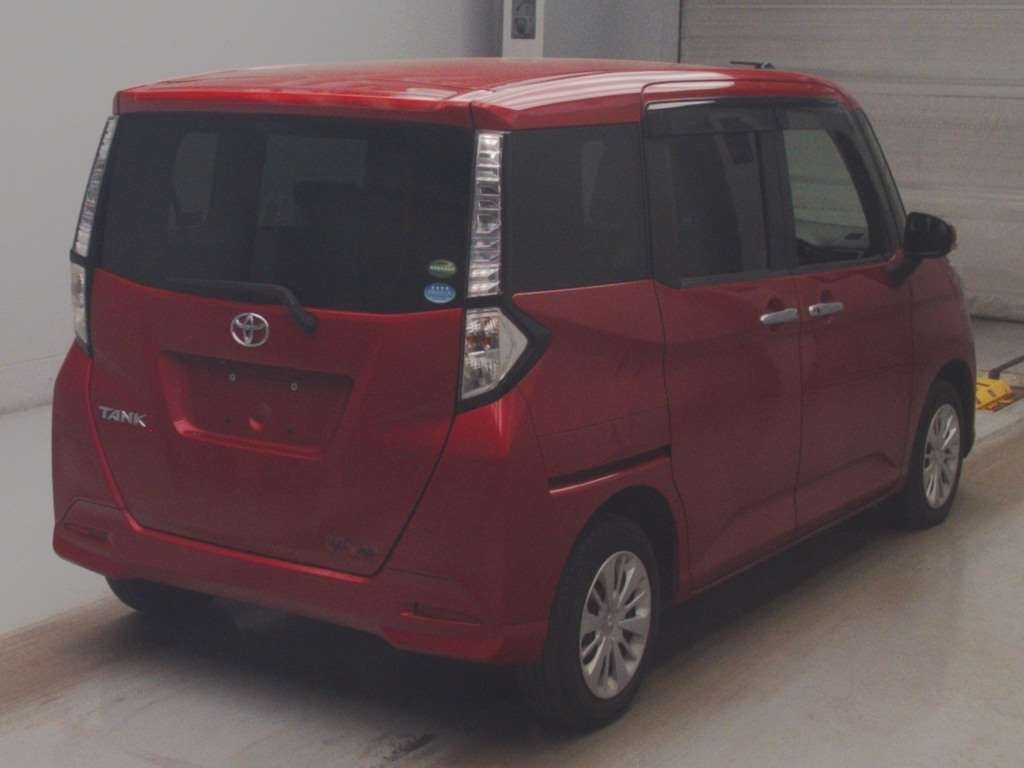 TOYOTA TANK