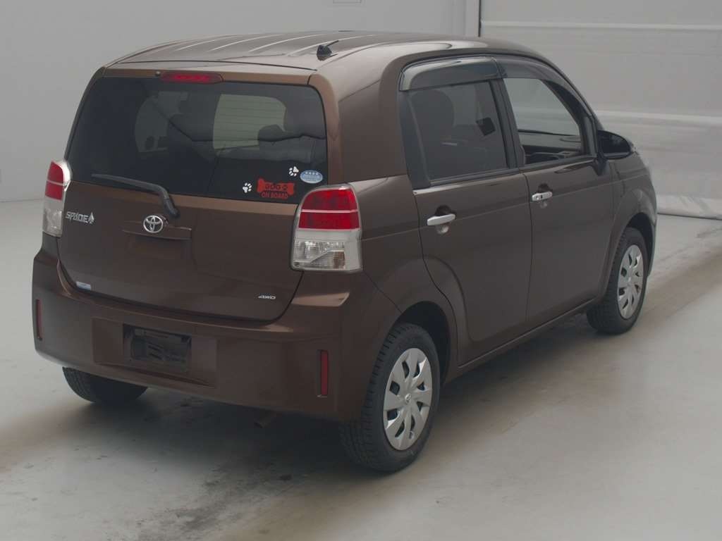 TOYOTA SPADE