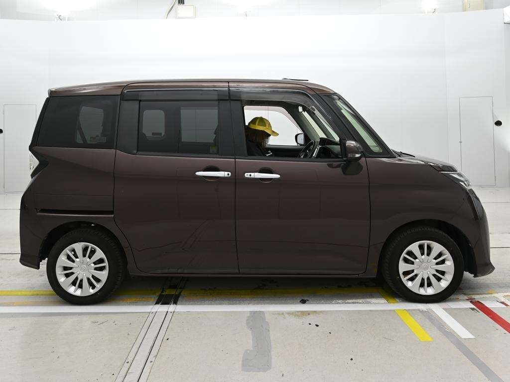 TOYOTA TANK