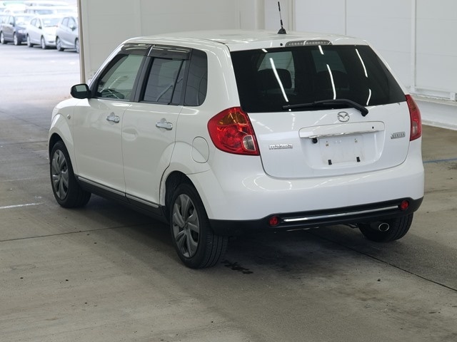 MAZDA VERISA