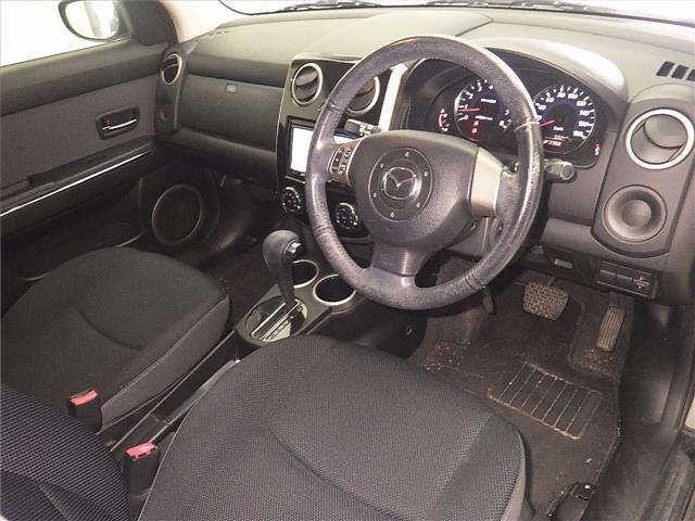 MAZDA VERISA