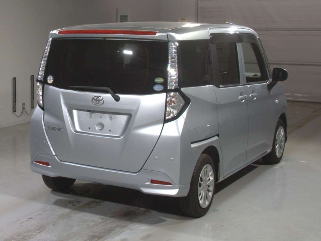 TOYOTA TANK