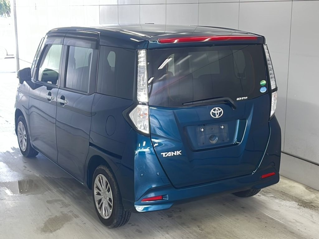 TOYOTA TANK