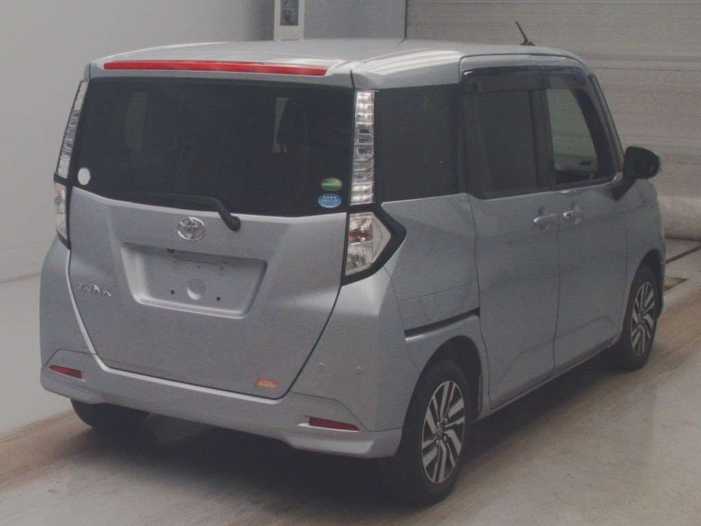 TOYOTA TANK